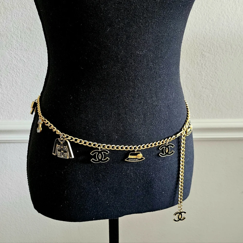 Chanel Rare 15 Large Charm Vintage Necklace Belt
